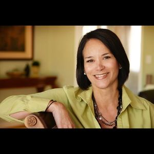 Meet your Posher, Gina